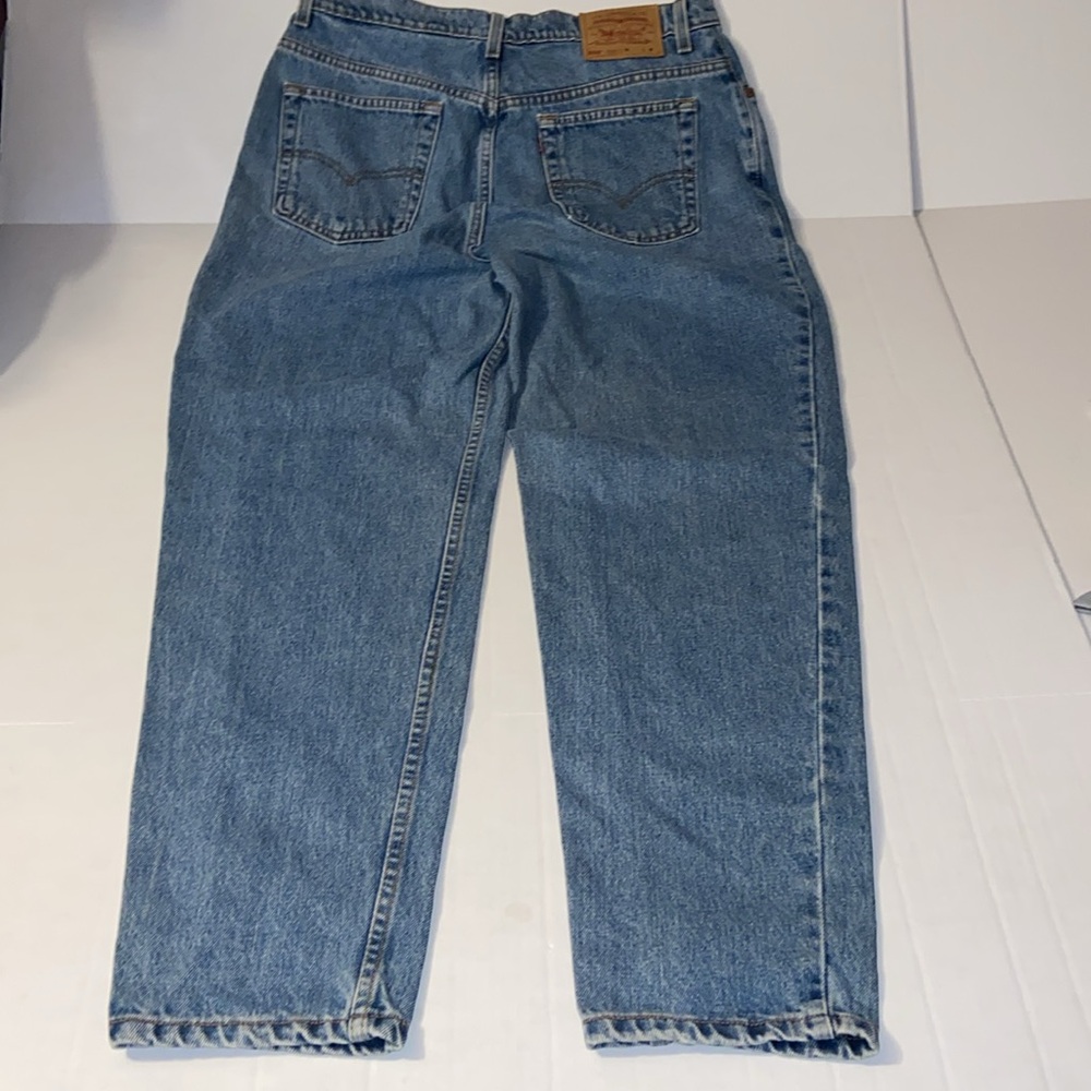 Vintage Levi’s Women’s Size 16W M Relaxed Fit Tapered Leg Blue Jeans - Picture 2 of 9